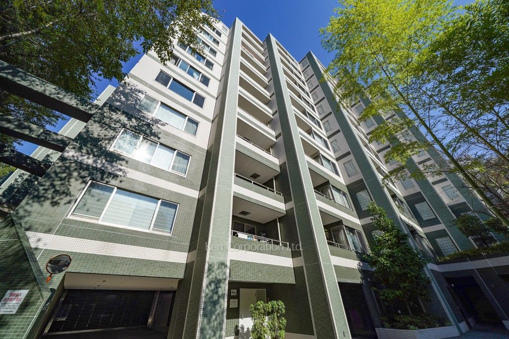 レジデンシア春日安藤坂